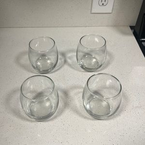 4 Wine Glasses